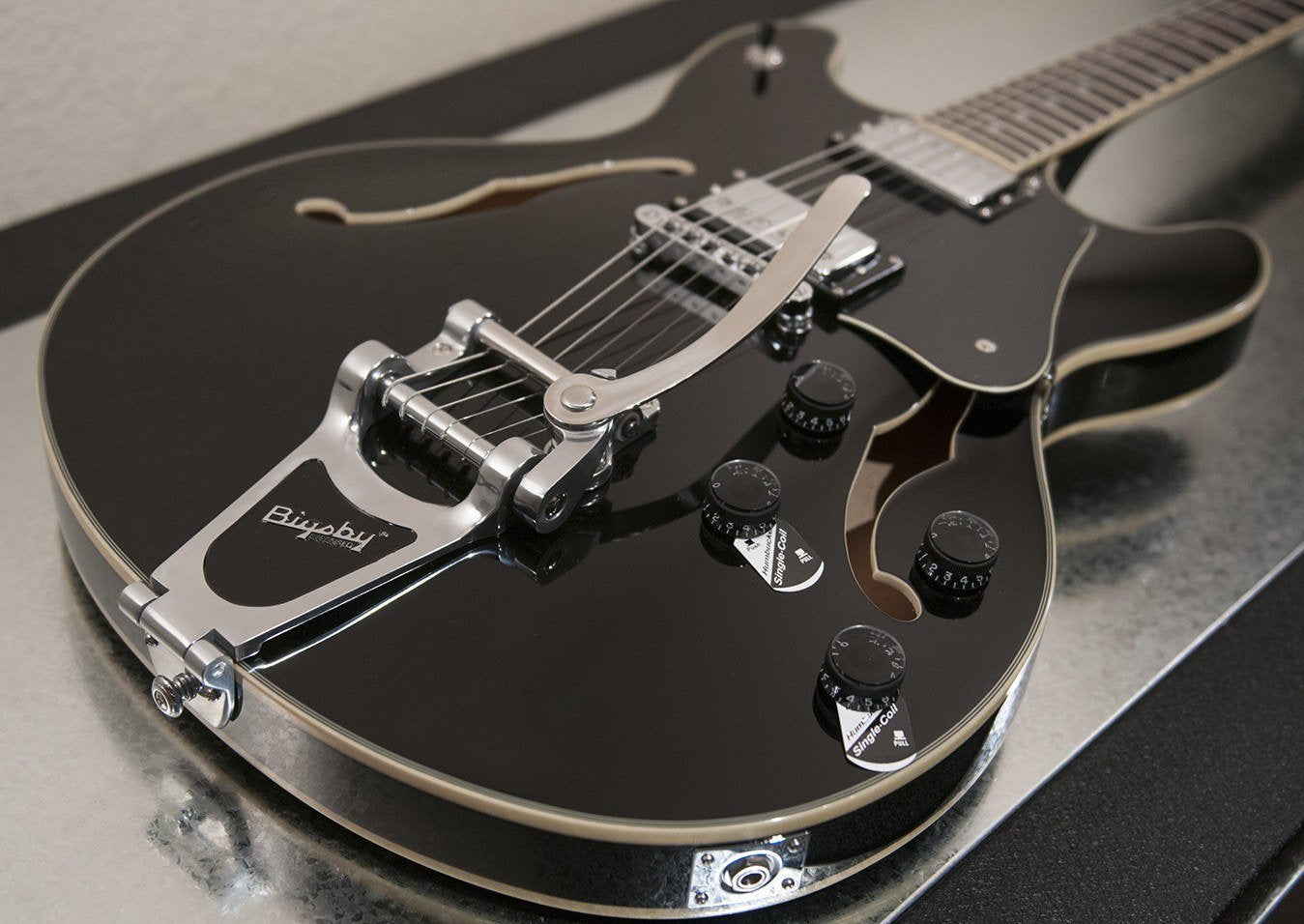 Schecter Corsair with Bigsby | Gloss Black